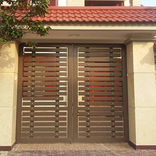 Mẫu cổng sắt hộp 2 cánh đẹp